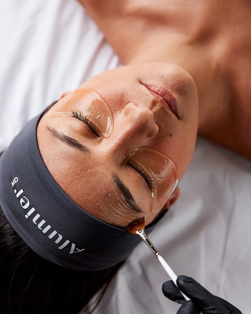 Allison-Drayton-REVITALISE-anti-aging facial-treatment